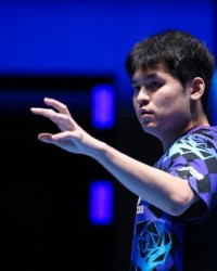 开云-世乒赛男团半决赛：林诗栋0-3不敌F-勒布伦，国乒1-1法国